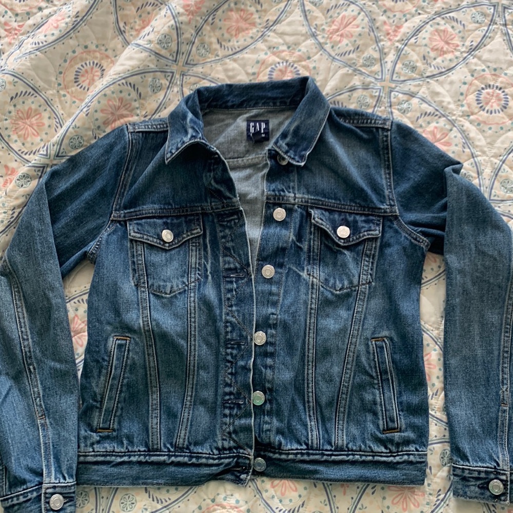 Gap classic jean jacket